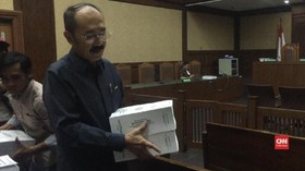 VIDEO: Fredrich Begadang Dua Minggu Susun Pledoi 2000 Halaman