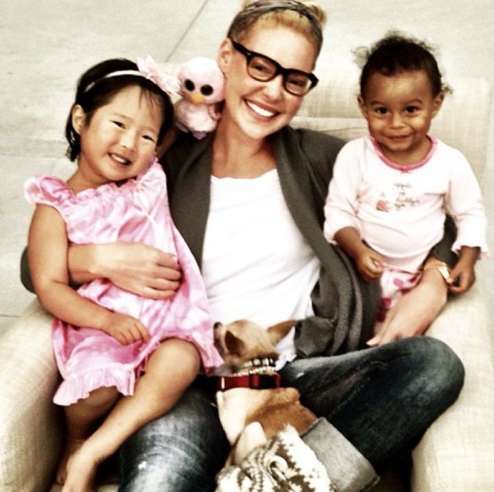 <p>Kompak selalu Bunda Katherine dan si kecil. (Foto: Instagram/katherineheigl)</p>