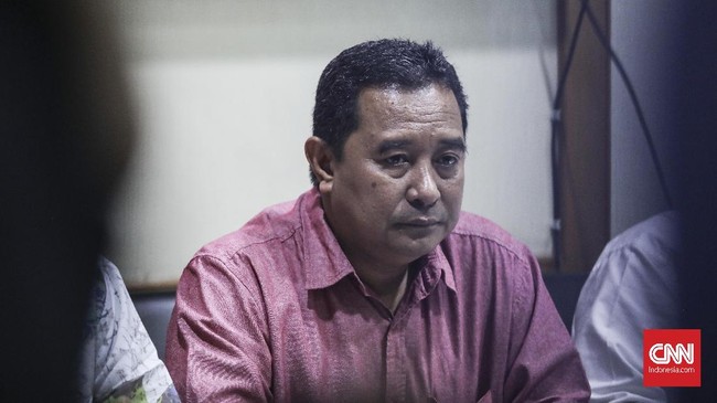 Kemendagri mengklaim tidak ada data WN China dalam DP4 yang diserahkan ke KPU. Kasus masuknya data WN China ke dalam DPT disebut sepenuhnya kewenangan KPU.