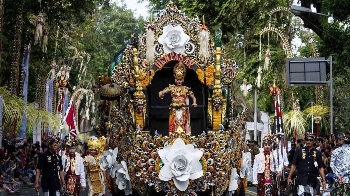 FOTO: Semarak Pawai Pesta Kesenian Bali ke-40