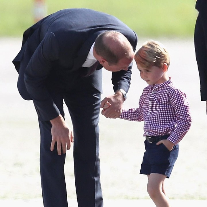 <p>Membesarkan hati sang putra sulung. (Foto: Getty Images)</p>