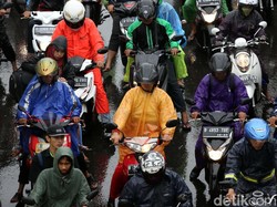Kecelakaan Tak Pernah Turun, Pengamat: Setop Produksi Motor 80 cc ke Atas