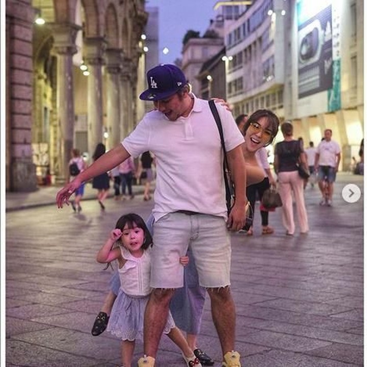 <p>Gaya foto mereka keren banget. (Foto: Instagram @gadiiing)</p>