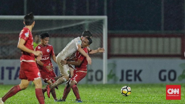 Winger Persija, Novri Setiawan berharap ada lebih banyak Jakmania yang datang ke laga Persija vs Persib.