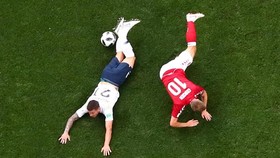 FOTO: Laga Membosankan Denmark vs Prancis