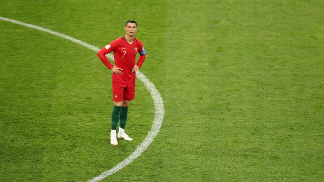 Bintang Juventus, Cristiano Ronaldo mengatakan ia akan kembali membela Timnas Portugal setelah absen dalam sejumlah laga usai Piala Dunia 2018.