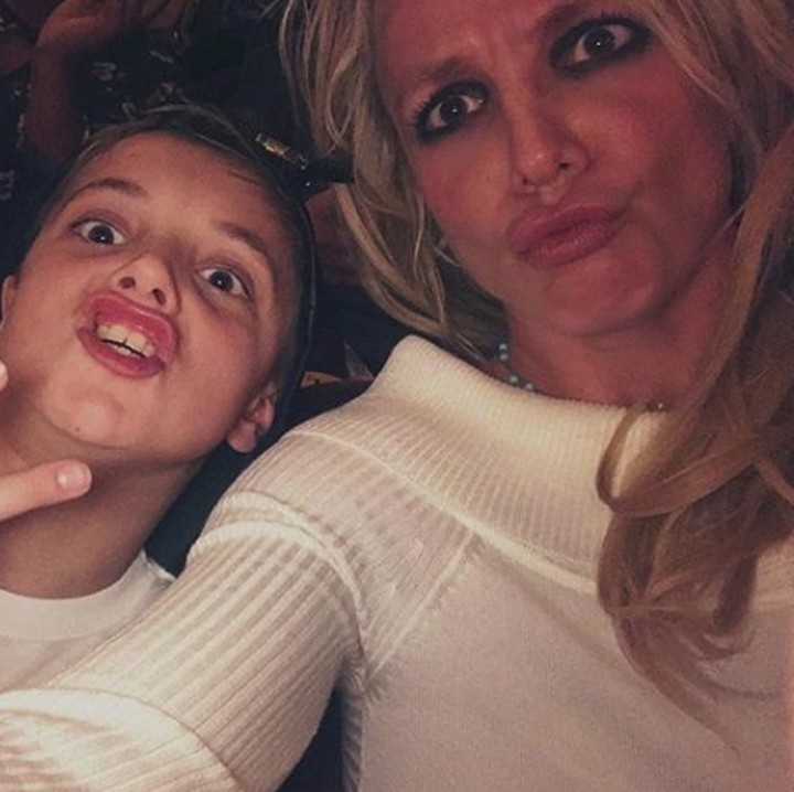 <p>Bersama si bungsu Jayden yang suka menjahili ibunya. (Foto: Instagram @britneyspears)</p>