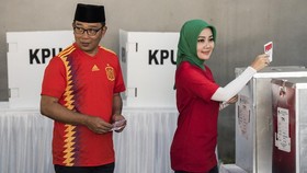 Ridwan Kamil Janji Bantu Guru Dipecat karena Pilih 'Rindu'
