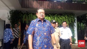 SBY dan Keluarga Coblos Gubernur Jabar di Cikeas