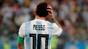 Messi Pasrah 'Ditodong' Kiper Ketiga Nigeria