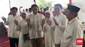 Khofifah Yakin Unggul, Gus Ipul Pantau Hitung Cepat