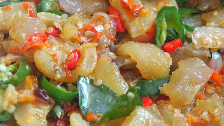 Resep kikil mercon pas banget dieksekusi saat weekend. Siap menggetarkan lidah rasanya.