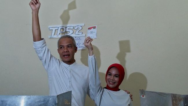 Hitung KPU 97 Persen, Ganjar Diambang Menang Pilgub Jateng Dari 97,83 persen suara yang masuk hitung riil KPU, Ganjar Pranowo meraih 58,83 persen suara, unggul sekitar 17 persen dari pasangan Sudirman Said-Ida Fauziah.
