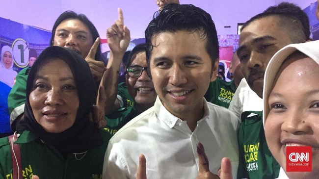 Cawagub Jatim, Emil Dardak, tak menampik ketika ditanya apakah dirinya akan mendukung Jokowi dalam Pilpres 2019.