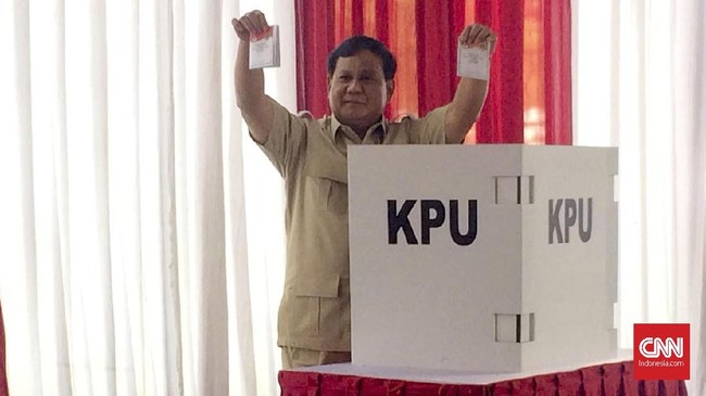 Ketua Umum Gerindra Prabowo Subianto mengatakan sumbangan untuk gerakan Galang Perjuangan terus berdatangan, walaupun tidak dalam nilai uang yang besar.