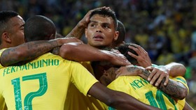 Kalahkan Serbia, Brasil Lolos ke 16 Besar Piala Dunia 2018