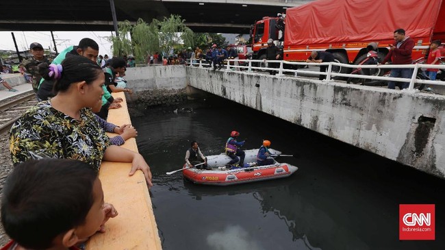 Wali kota Jakarta Utara Husen Murat mengatakan seekor buaya muara itu berhasil ditangkap di sebuah lokasi kawasan Kali Grogol.
