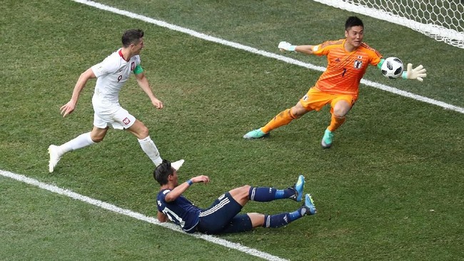 Timnas Jepang tetap lolos ke babak 16 besar meski kalah 0-1 dari Polandia pada laga pamungkas Grup H Piala Dunia 2018 di Volgograd Arena, Kamis (28/6).