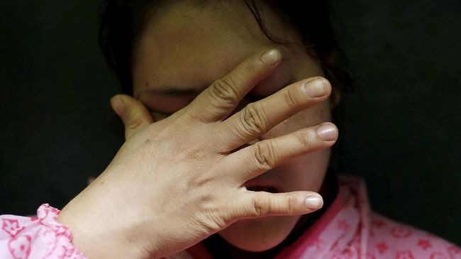 Bunuh diri menjadi penyebab kematian kedua pada remaja usia 15-29 tahun. Sejumlah gejala berisiko meningkatkan pikiran bunuh diri remaja.