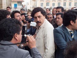 Sinopsis Film Loving Pablo: Jatuh Cinta pada Gembong Narkoba