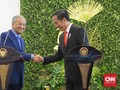 Tangkap Buronan Malaysia, Mahathir Berterima Kasih ke Jokowi