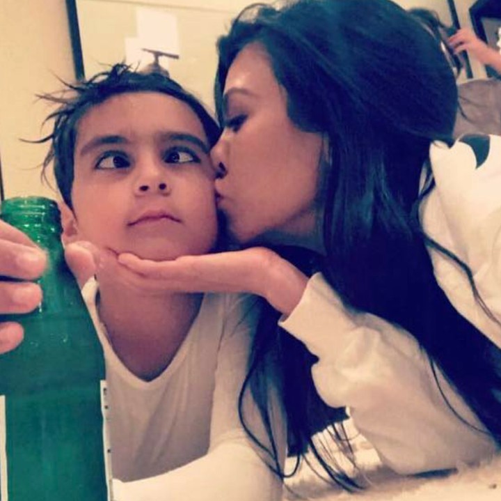 <p>Ekspresi Mason ada-ada aja deh. Hi-hi-hi. (Foto: Instagram/kourtneykardash)  </p>