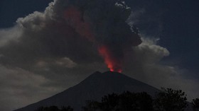 Kolom Abu Capai 2800 meter, Gunung Agung Erupsi 8 Menit
