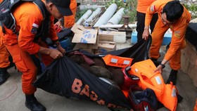 Nasib Pencarian Korban KM Sinar Bangun Ditentukan Besok