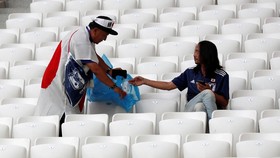 Bersih-bersih, Kebiasaan yang Sulit Diubah Suporter Jepang