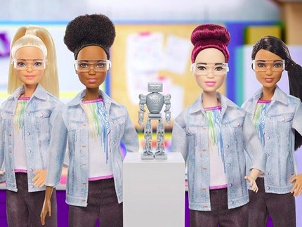 Asyik! Boneka Barbie Ajak Anak Perempuan Mengenal STEM Nih
