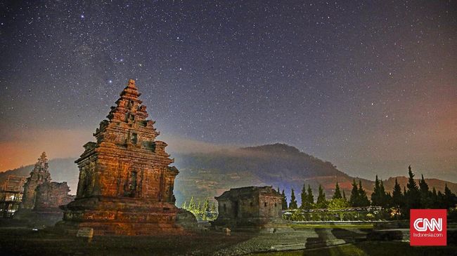Kompleks Candi Arjuna di Dataran Tinggi Dieng ditutup sementara mulai 23 Juni sampai 2 Juli 2021.