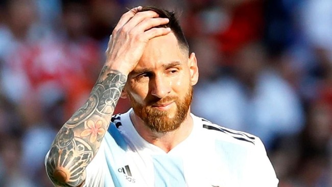 Mantan pemain timnas Argentina, Juan Sebastian Veron, menyarankan Albiceleste melepas ketergantungan terhadap pemain bintang Barcelona Lionel Messi.