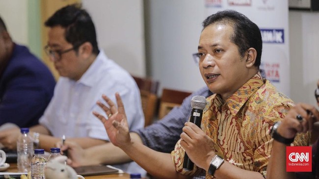 Wakil Menteri Koperasi, Ferry Juliantono menilai, koperasi adalah 'saka guru' perekonomian, yang sesuai dengan karakter masyarakat Indonesia.