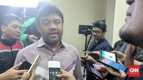 img-title Geruduk DJP, Buruh Minta Suryo Utomo Dicopot Imbas Kasus Rafael