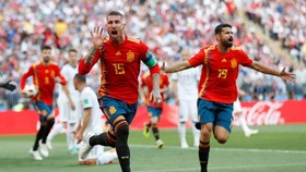Babak Pertama: Dua Bek Blunder, Spanyol 1-1 Rusia