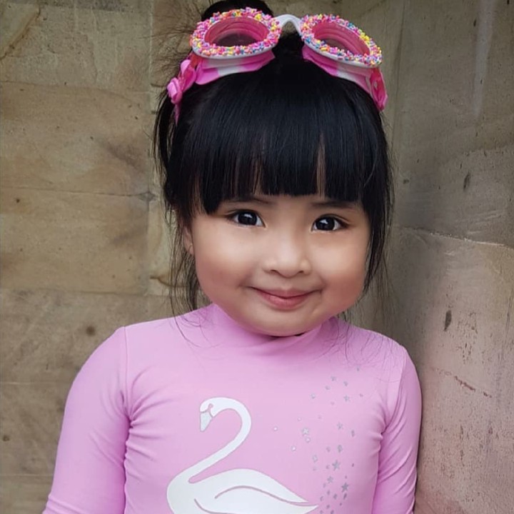 <p>Aquilla sekarang berusia dua tahun. Makin besar Aquilla makin menggemaskan. (Foto: Instagram/kettykatalya)</p>