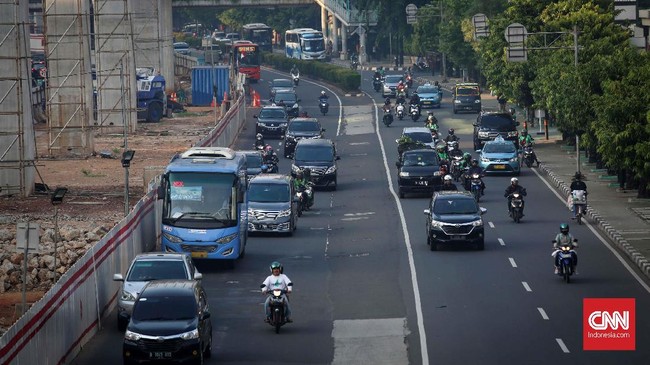 Kasubdit Penegakan Hukum dan Pembinaan Ditlantas Polda Metro Jaya AKBP Budiyanto mengatakan perluasan ganjil genap memangkas waktu tempuh sebanyak 45 persen.