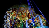 FOTO: Perayaan Seni Cahaya Kota Romawi di Hungaria Hungaria menyelenggarakan Zsolnay Light Festival yang memadukan seni pencahayaan di lokasi-lokasi bersejarah di kota warisan bangsa Romawi, Pecs.