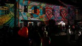 FOTO: Perayaan Seni Cahaya Kota Romawi di Hungaria Hungaria menyelenggarakan Zsolnay Light Festival yang memadukan seni pencahayaan di lokasi-lokasi bersejarah di kota warisan bangsa Romawi, Pecs.
