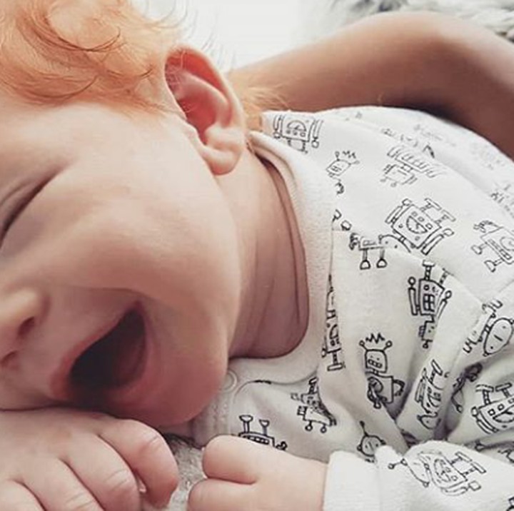 <p>Semoga denga melihat tawa Elai ini bikin Senin kita makin ceria ya. (Foto: Instagram @life.of.elai)</p>