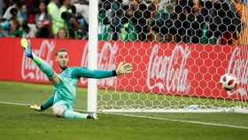 Spanyol Tersingkir, De Gea Jadi Bulan-bulanan Netizen Dunia