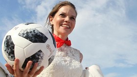 FOTO: 'Pengantin-pengantin' Cantik Rusia di Piala Dunia 2018