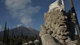 Viral Video Air Terjun Musiman, BPBD Minta Tak Daki Gunung Agung