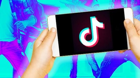 Kominfo Blokir Tik Tok