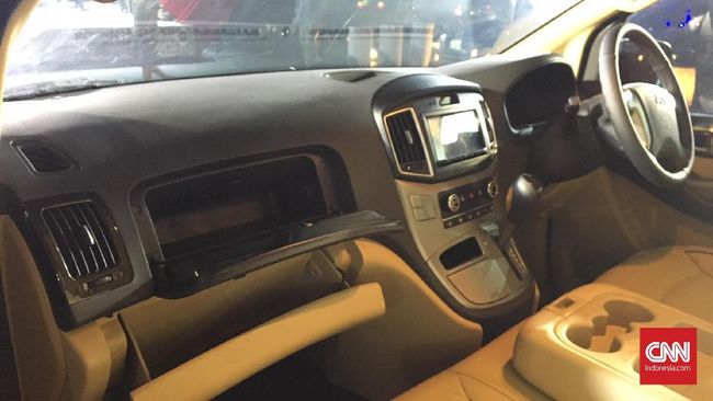 Harga Hyundai H-1 Dilepas Berbarengan dengan GIIAS 2018 Hyundai Mobil Indonesia (HMI) melansir penyegaran high multi purpose vehicle (MPV) H-1 dengan sejumlah pembaharuan.