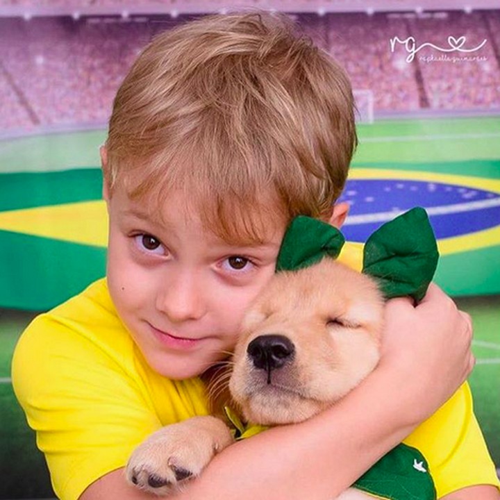 <p>Foto David Lucca bersama anjingnya yang sukses bikin gemas maksimal. (Foto: Instagram/ @neymarjr)</p>