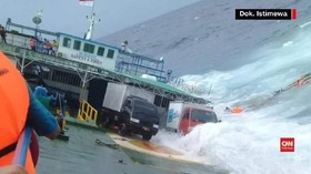 VIDEO: KM Lestari Maju Tenggelam di Perairan Selayar