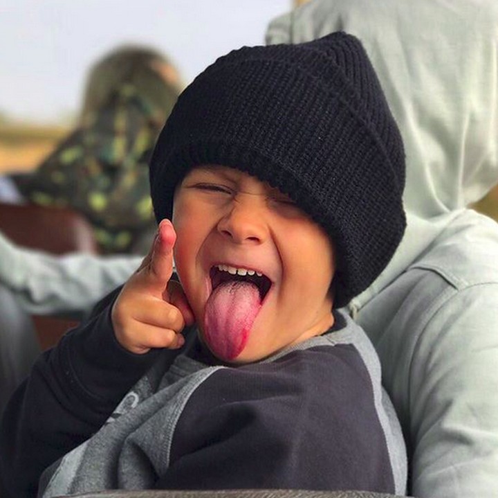 <p>Pose melet begini David Lucca tetap menggemaskan. (Foto: Instagram/ @neymarjr)  </p>