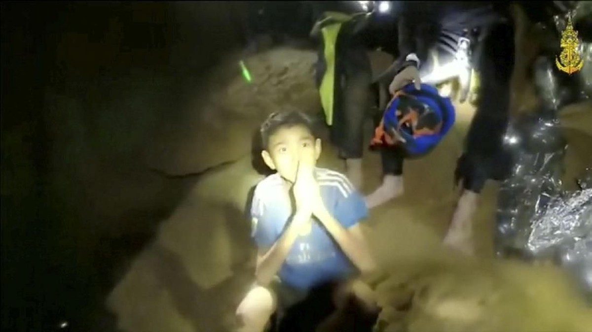 FOTO: Senyum 12 Remaja yang Terjebak di Gua Thailand