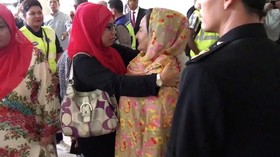 Istri Najib ke Pendukung di Pengadilan: Jangan Menangis